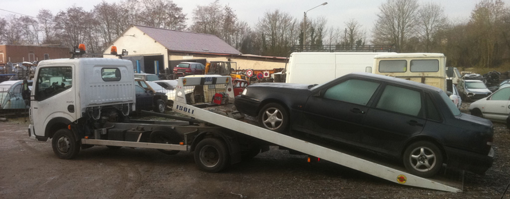 épave voiture