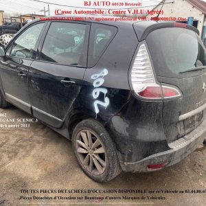 Véhicule mis en destruction pour pièces détachées 8062
