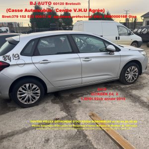 Véhicule mis en destruction pour pièces détachées 8419