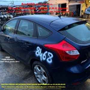 Véhicule mis en destruction pour pièces détachées 8468